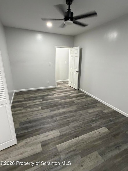 Building Photo - 539 E Pine St