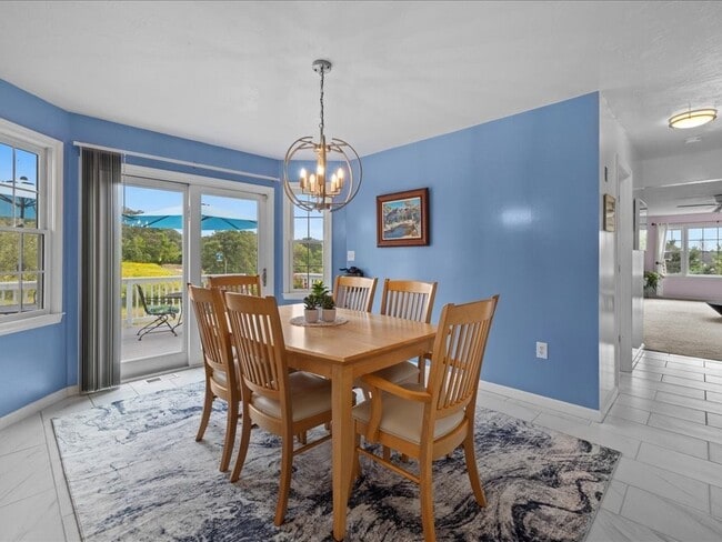 Building Photo - 6 Wood St