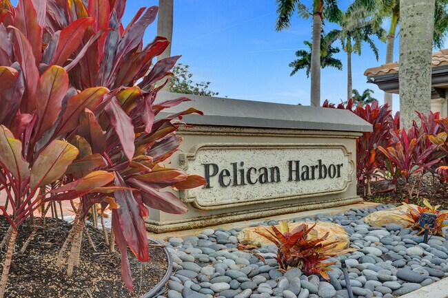 Building Photo - 65 Pelican Pointe Dr