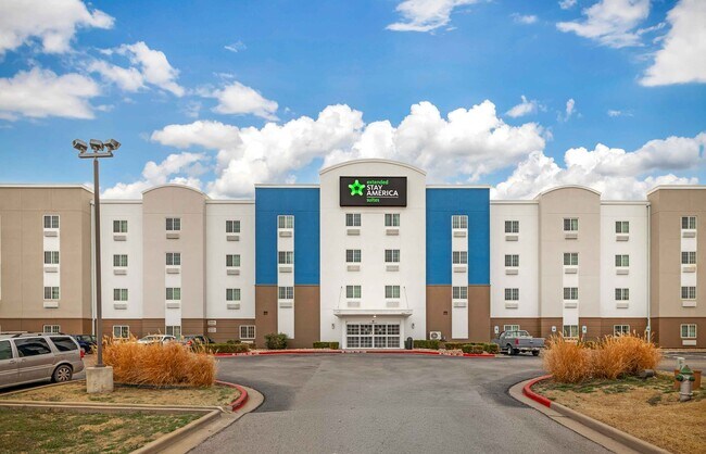 Building Photo - Furnished Studio-Bartlesville - Hwy 75