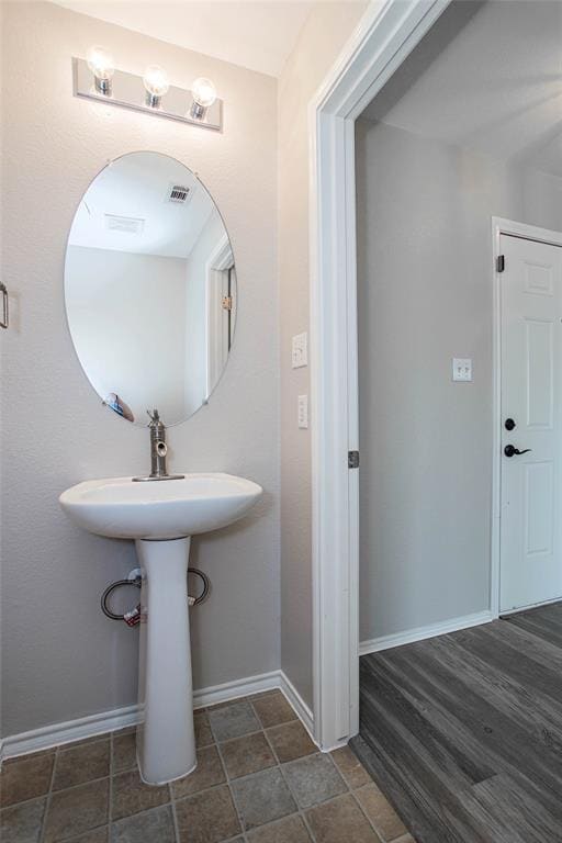 Building Photo - 311 Quarter Ave