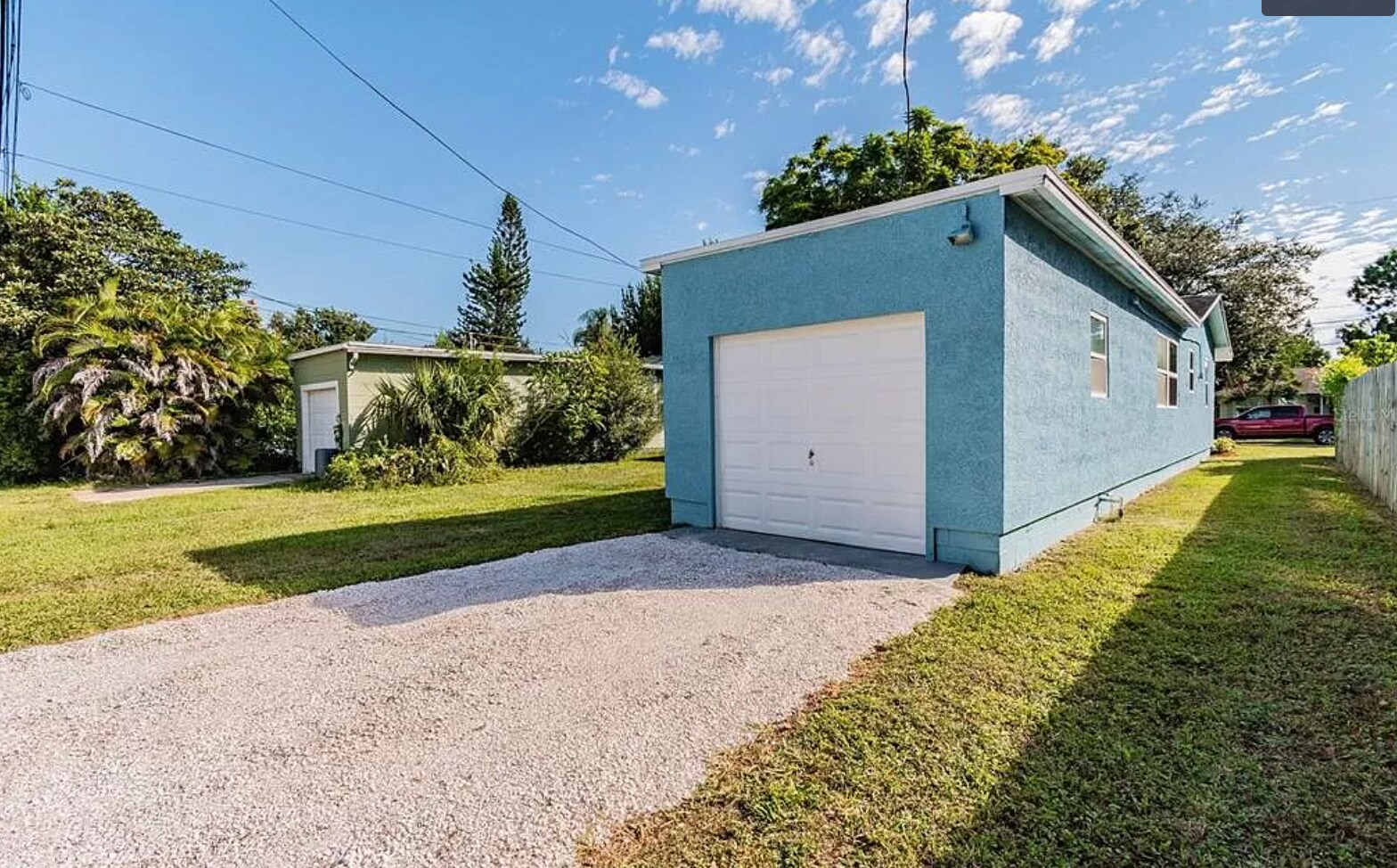 Garage/Parking - 4012 21st St N