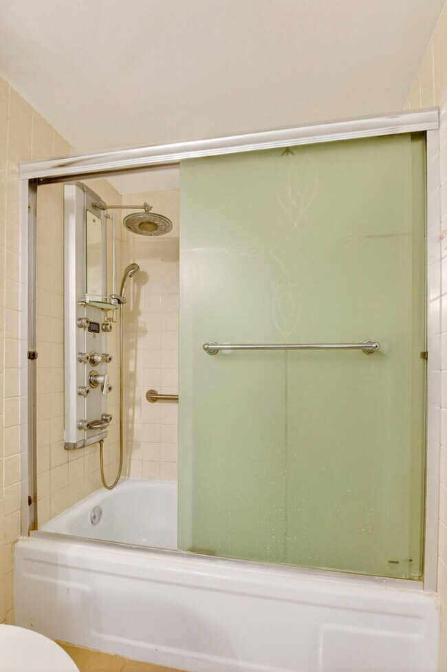 Building Photo - 3456 S Ocean Blvd