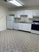 Building Photo - 2611 Quail Dr