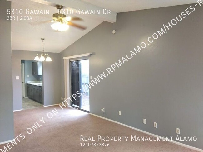 Building Photo - **COMING SOON! ** 2 Bedroom 2 Bath Town House