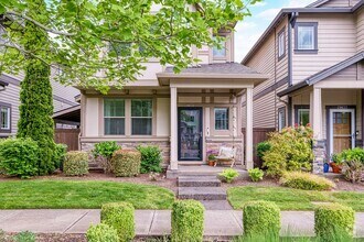 Building Photo - 3 bed/2.5 bath home in the Wonderful Ville...