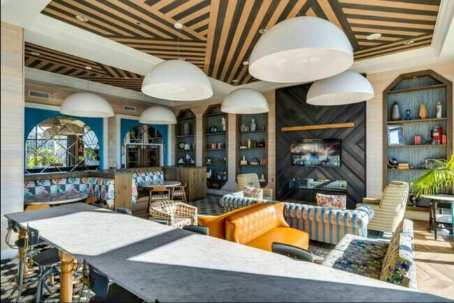 Building Photo - 309 Vine St