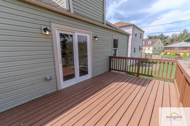 Building Photo - 6510 Kriel St