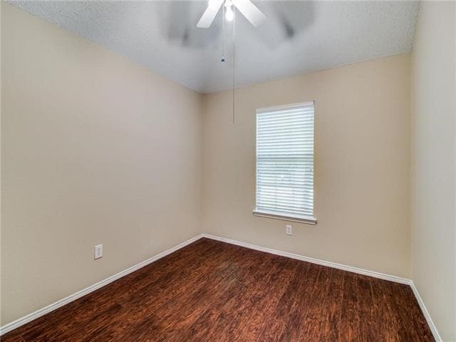 Building Photo - 7072 Chinquapin Dr