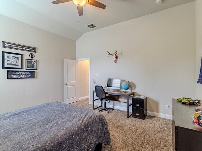 Building Photo - 10923 Texas Rose Dr