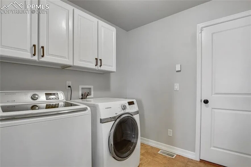 Building Photo - 9316 Rock Pond Way