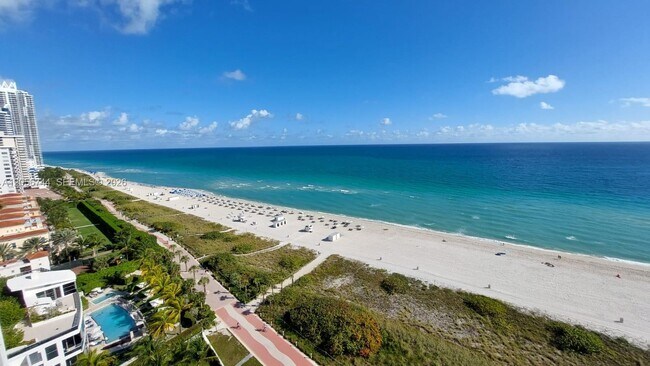 Building Photo - 5825 Collins Ave