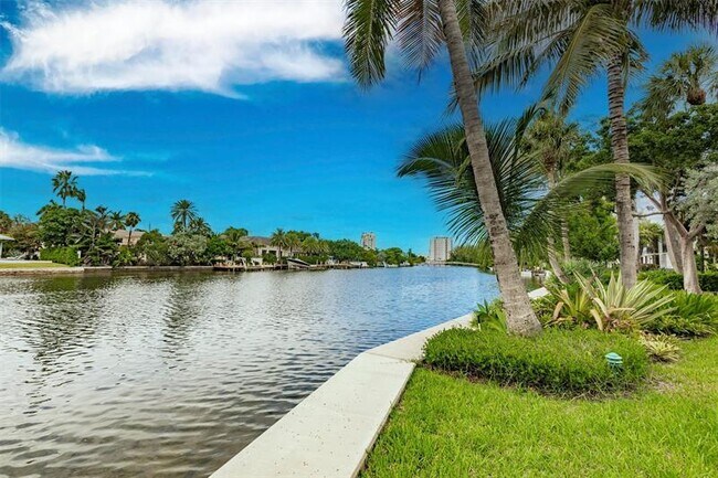 Building Photo - 1665 S Ocean Ln