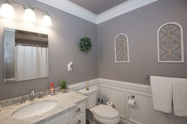 Building Photo - 3 bedroom home in Southern Pines