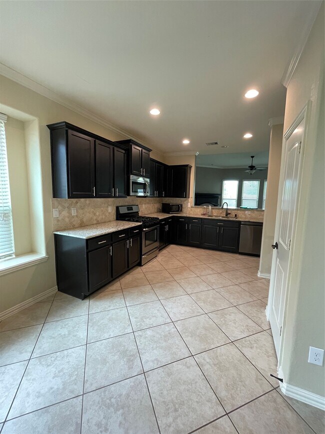 Building Photo - 14831 Raleigh's Meadow Ct