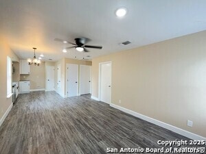 Building Photo - 7571 Windsor Oaks