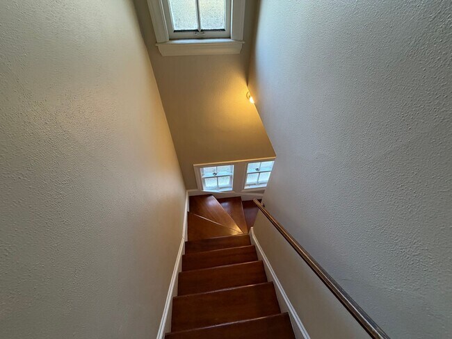 Building Photo - Elegant St. Francis Wood Residence - Available Furnished or Unfurnished