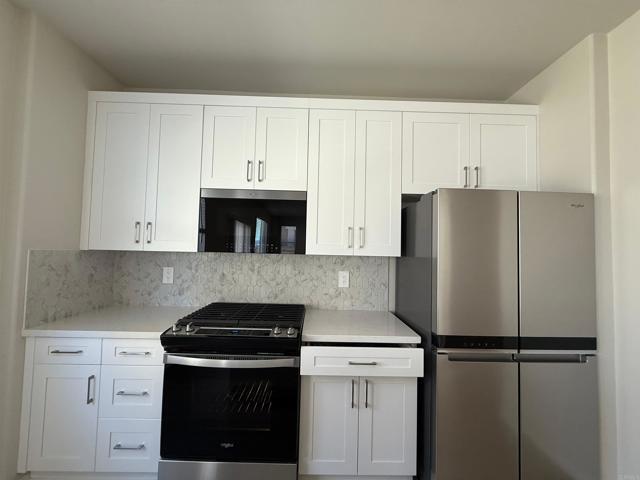 Building Photo - 28585 Via Roble