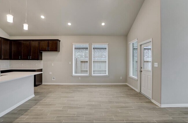Building Photo - 13006 Oleander Bay Ln
