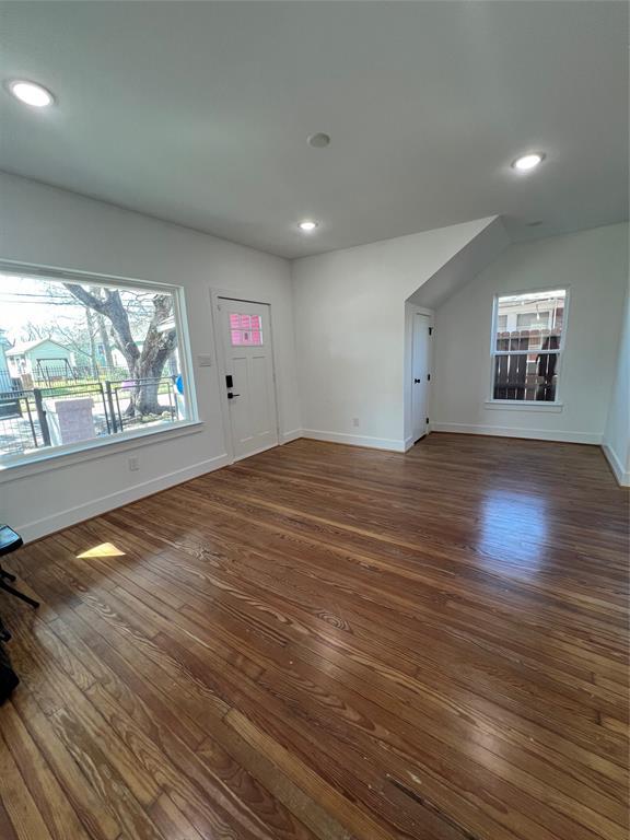 Building Photo - 2316 Gentry St