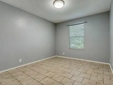 Building Photo - 10903 Cimarron Cove