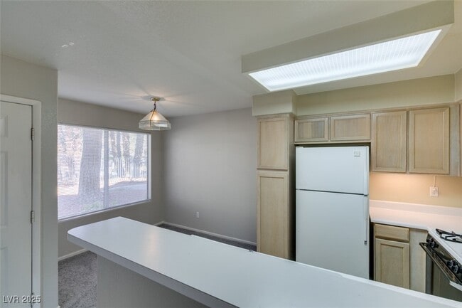 Building Photo - 5211 Caspian Springs Dr