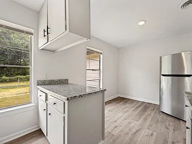 Building Photo - 116 Vandenburg Dr