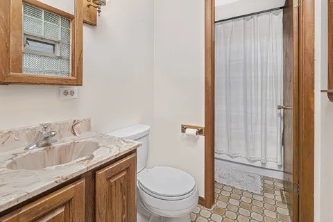 Building Photo - 245 Placid Way