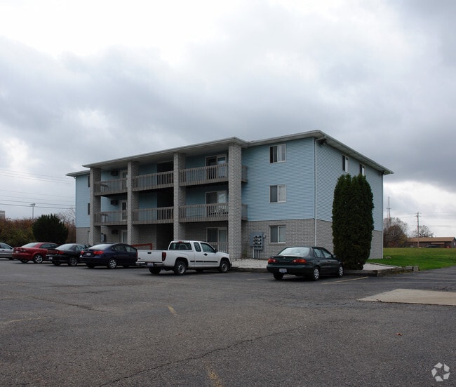 Primary Photo - Bldg B