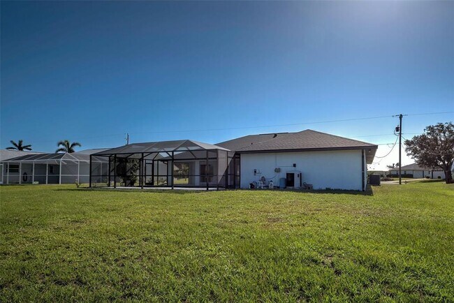 Building Photo - 7379 Snow Dr