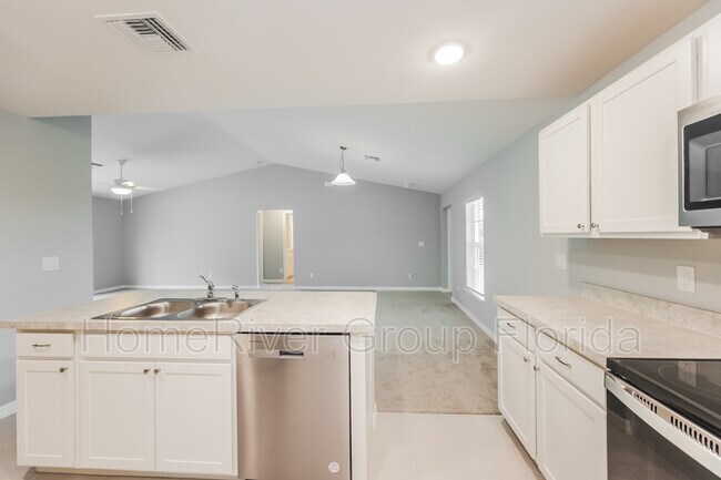 Building Photo - 2915 66th St W