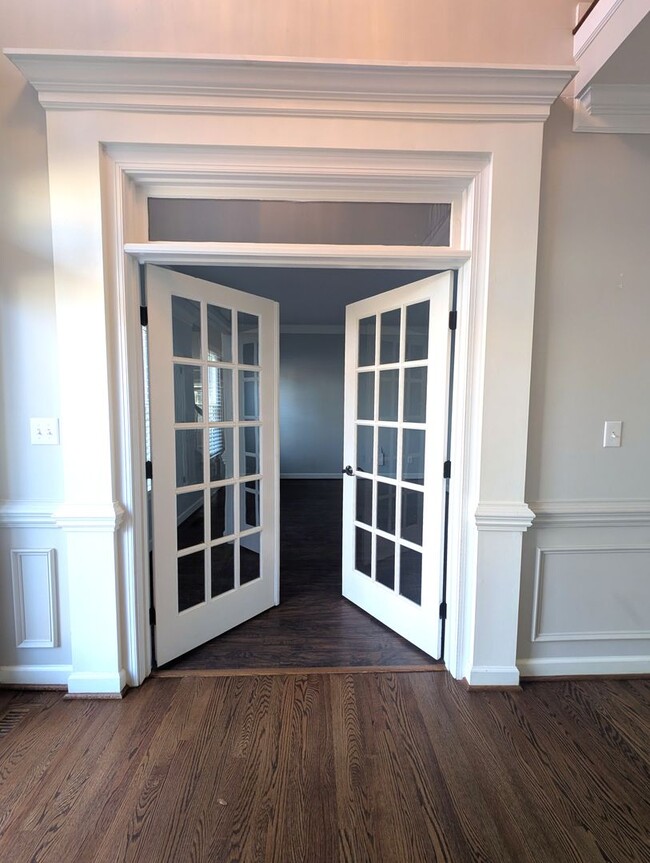 Building Photo - Luxury 4 Bedroom Home with Bonus!  Waxhaw! Rea Road!