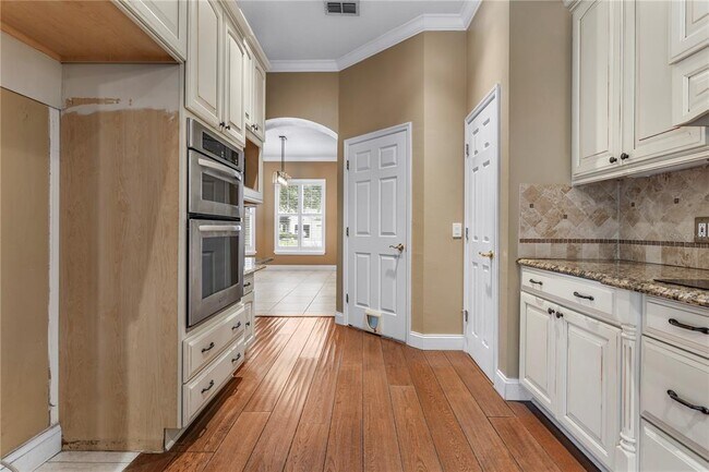 Building Photo - 1393 Stanfield Cove