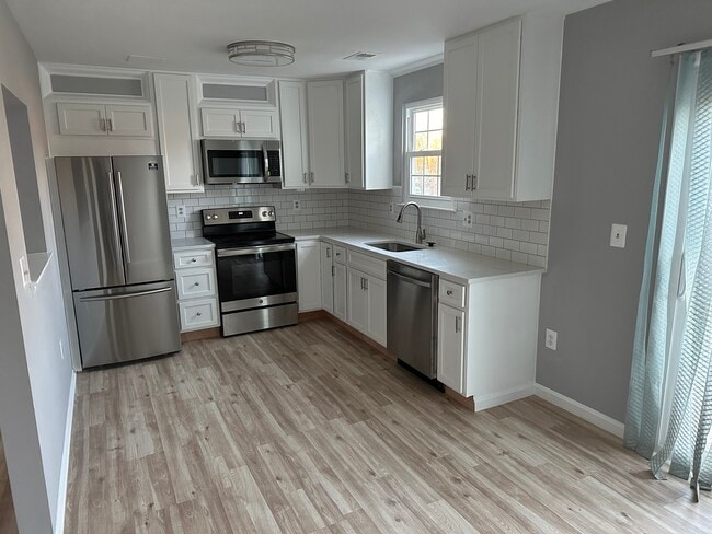 Building Photo - 8643 Cipriano Springs Ct