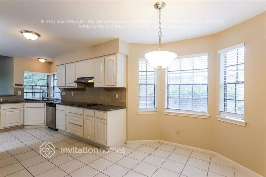 Building Photo - 12514 Mill Ln Dr