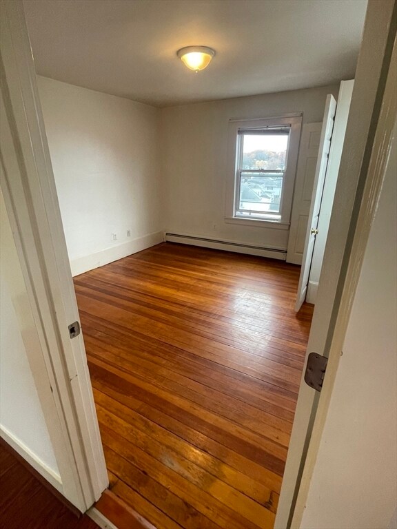 Building Photo - 664 Humphrey St