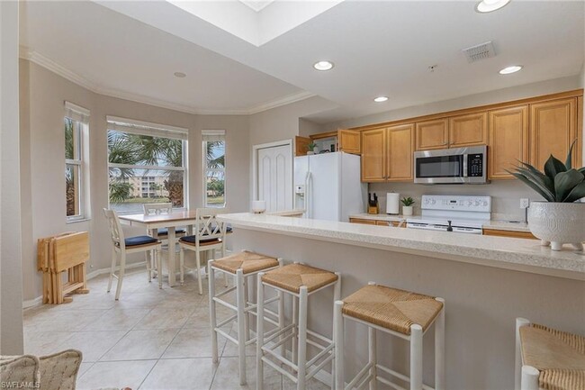 Building Photo - 8470 Kingbird Loop