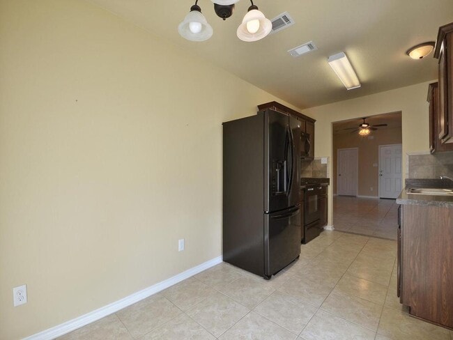 Building Photo - 1200 Brendon Lee Lane