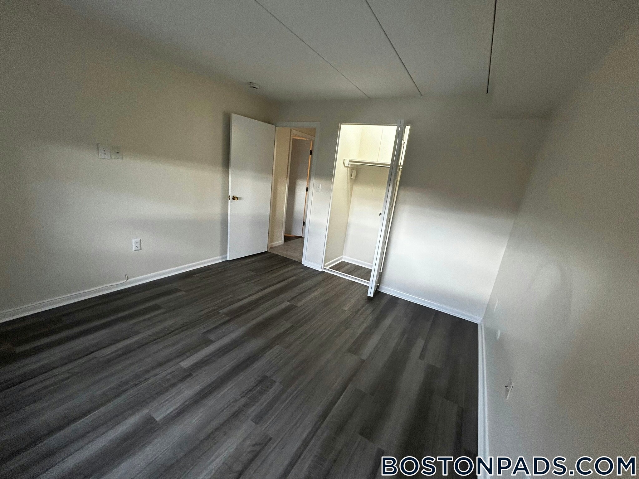 Building Photo - 51 Hill Rd