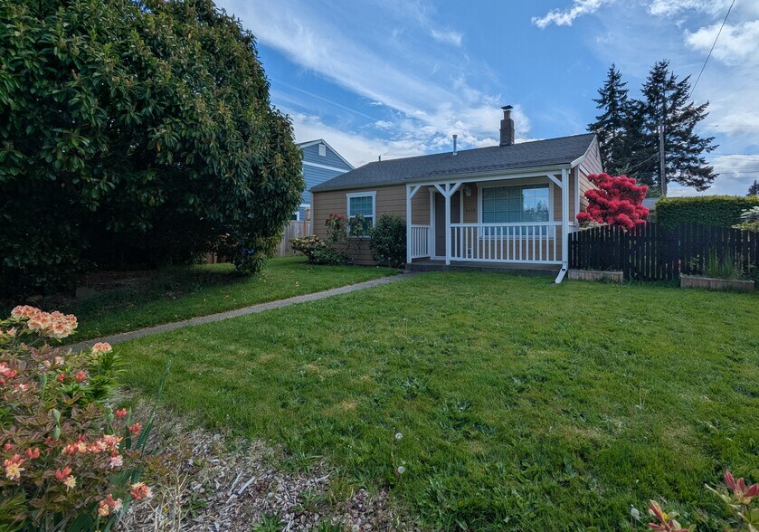 Primary Photo - 5018 N 30th St