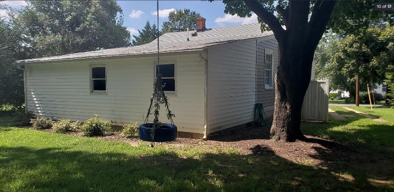 Building Photo - 3803 Larry St