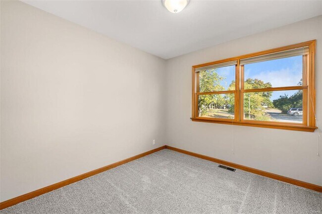 Building Photo - 4 Great Knight Ct