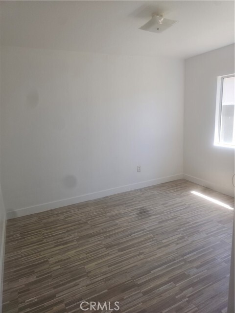 Primary Photo - 2666 N Waterman Ave