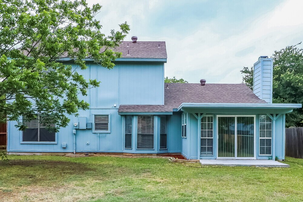 Building Photo - 7529 Ashwood Cir