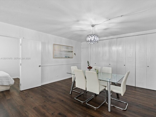 Building Photo - 5005 Collins Ave