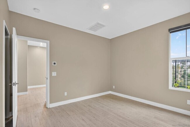 Building Photo - 1733 Artemisia Ct