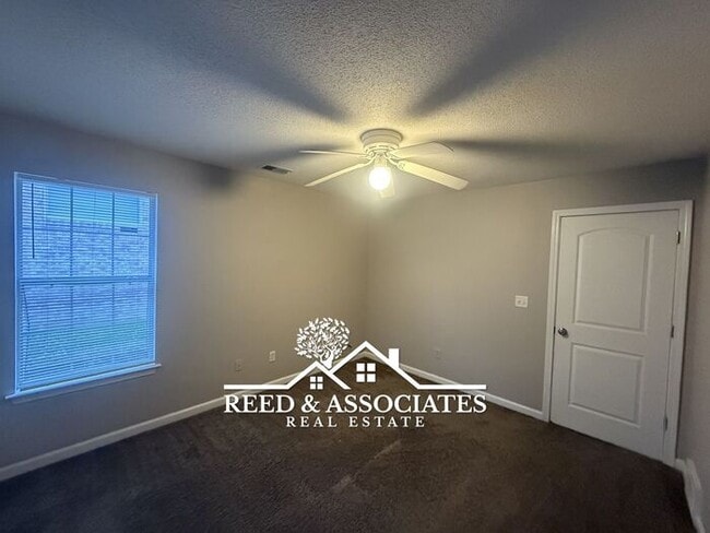 Building Photo - 3 Bedroom in Cordova!