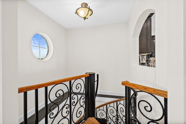Building Photo - 8851 A1A S