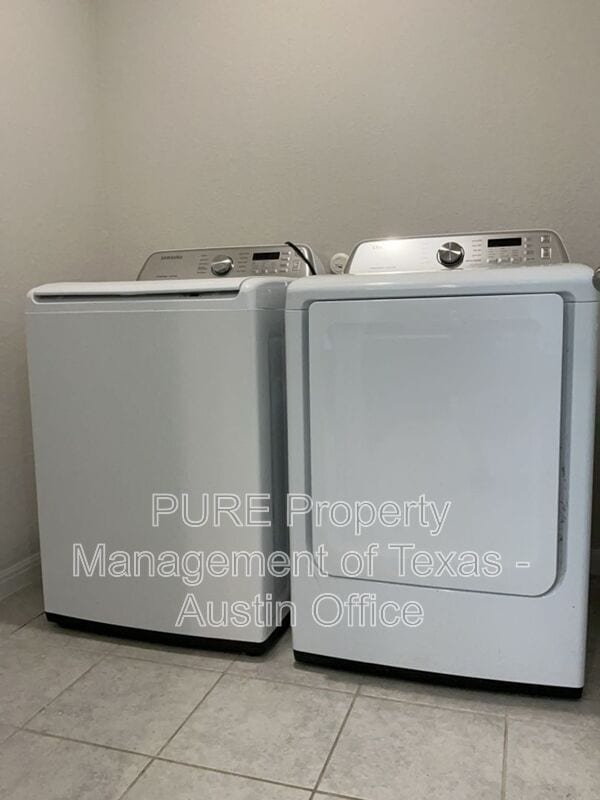 Building Photo - 112 Eagle Lake Dr