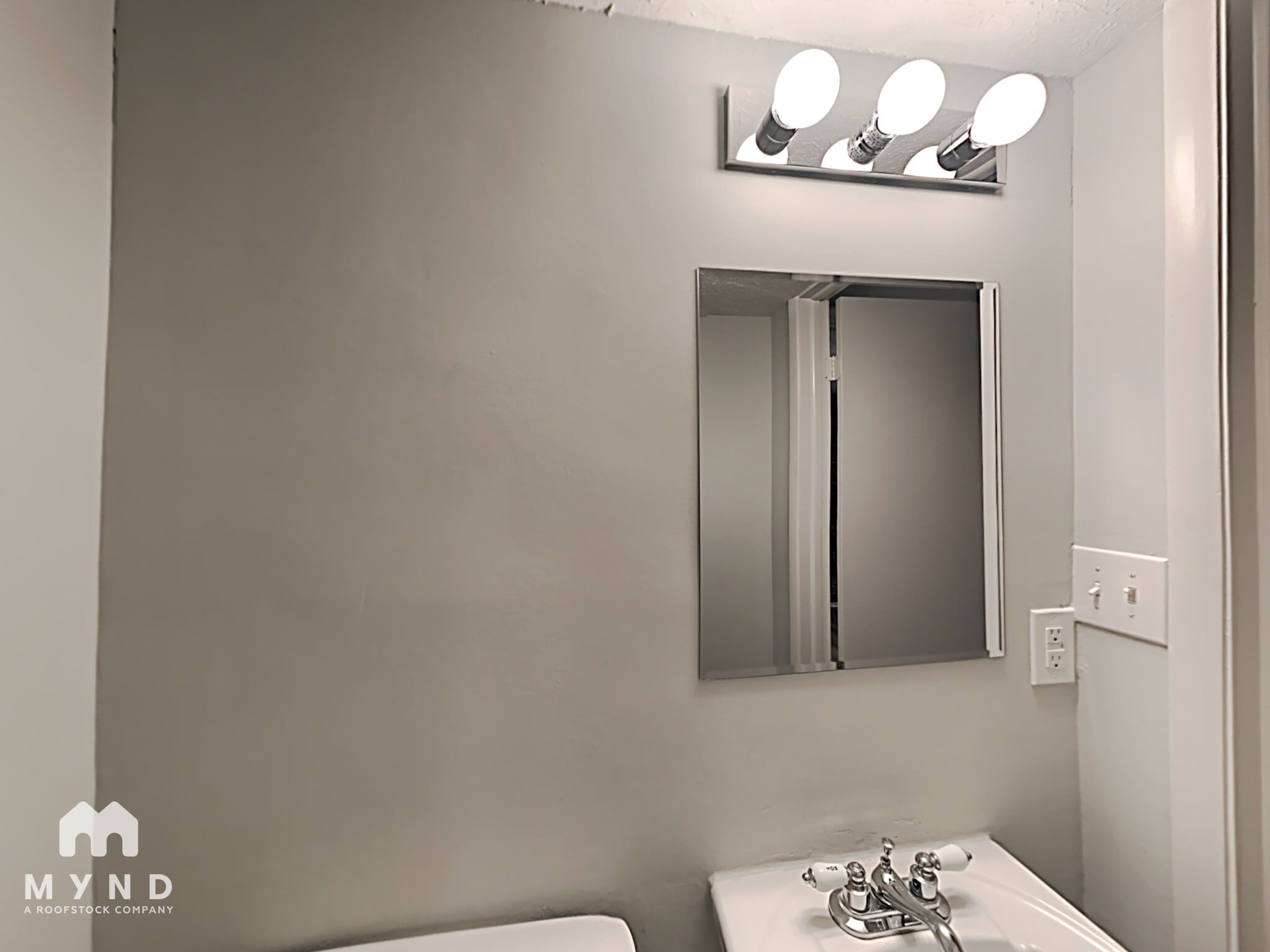 Building Photo - 2235 Tahoe Ct NW